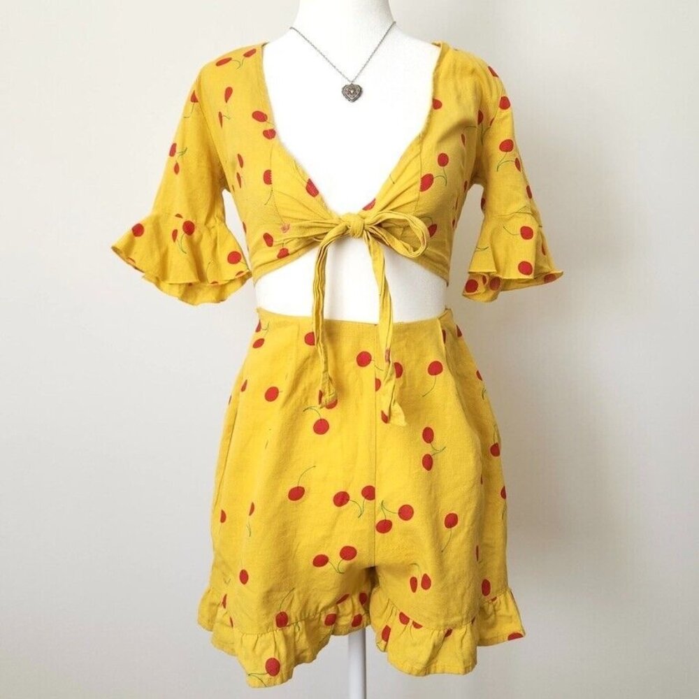 ASOS Cherry Linen Two Piece Set‎ Size 0 Yellow Red Crop Top Shorts Ruffle Boho